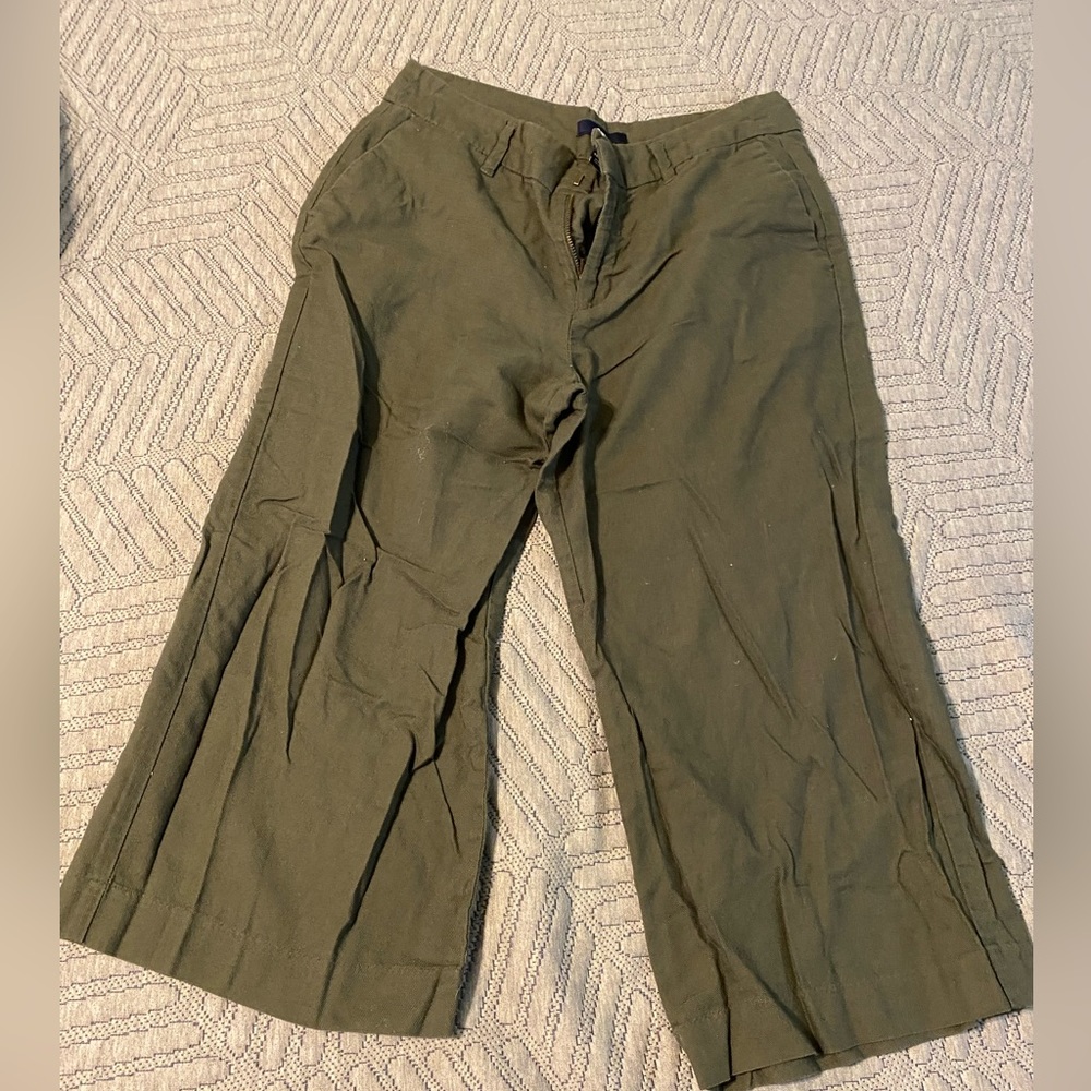 Gap Olive Capris Pants
